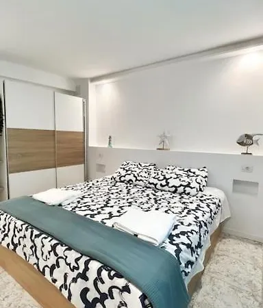 Giovina Living Av Suecia 150m From Los Cristianos (Tenerife)