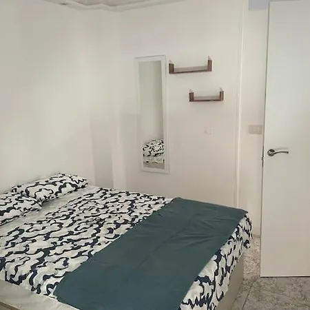 Giovina Living Av Suecia 150m From